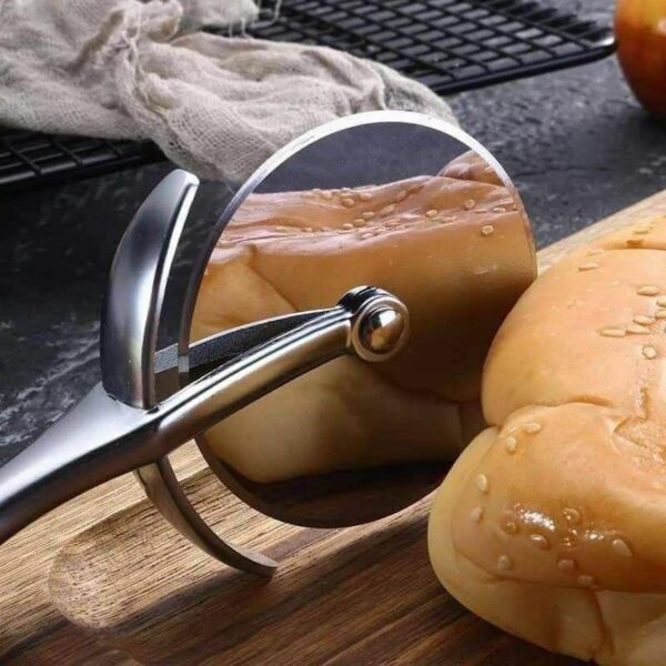 قطاعة بيتزا استانلس