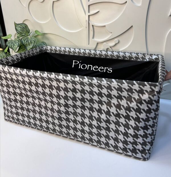 منظم ملابس كاروهات