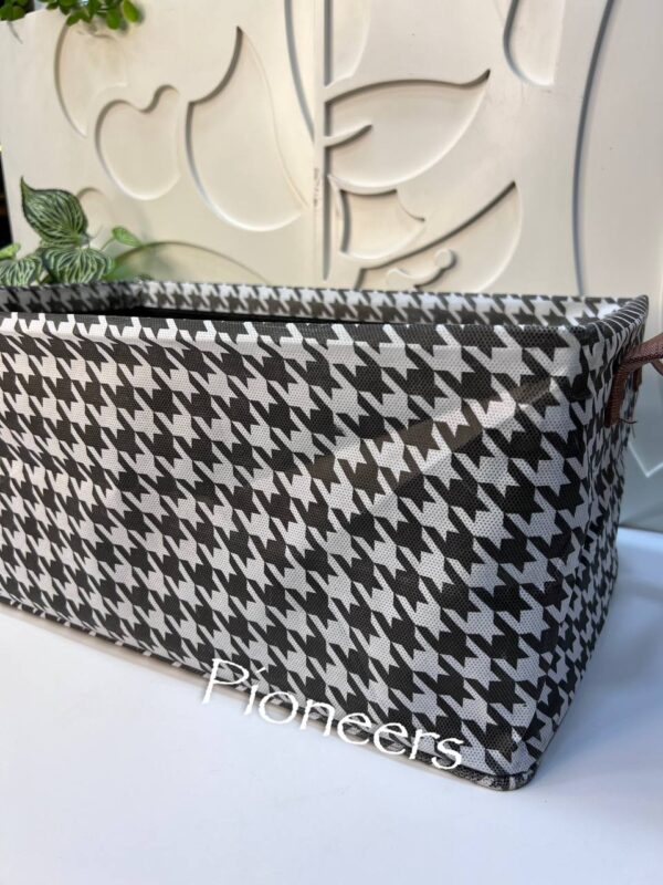 منظم ملابس كاروهات